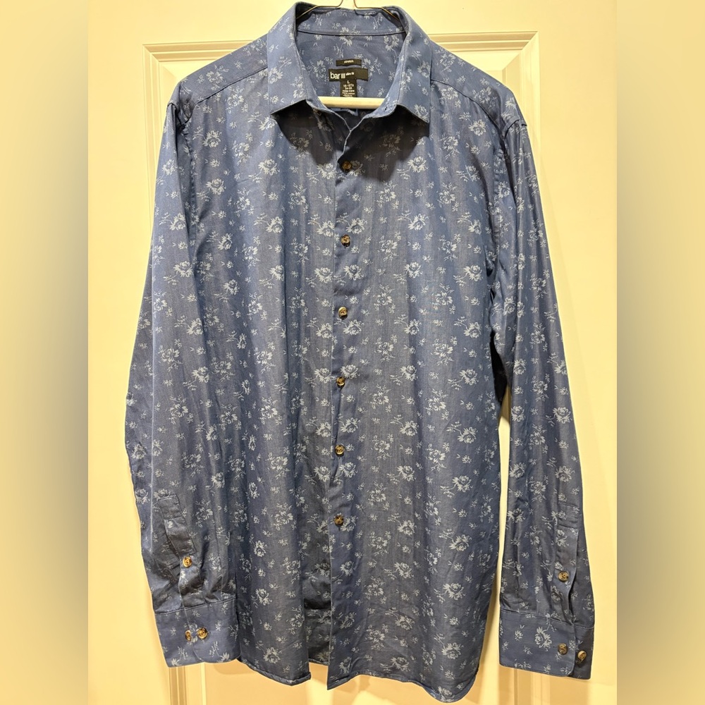 Bar III Men’s Light Blue Floral Button Down Shirt
